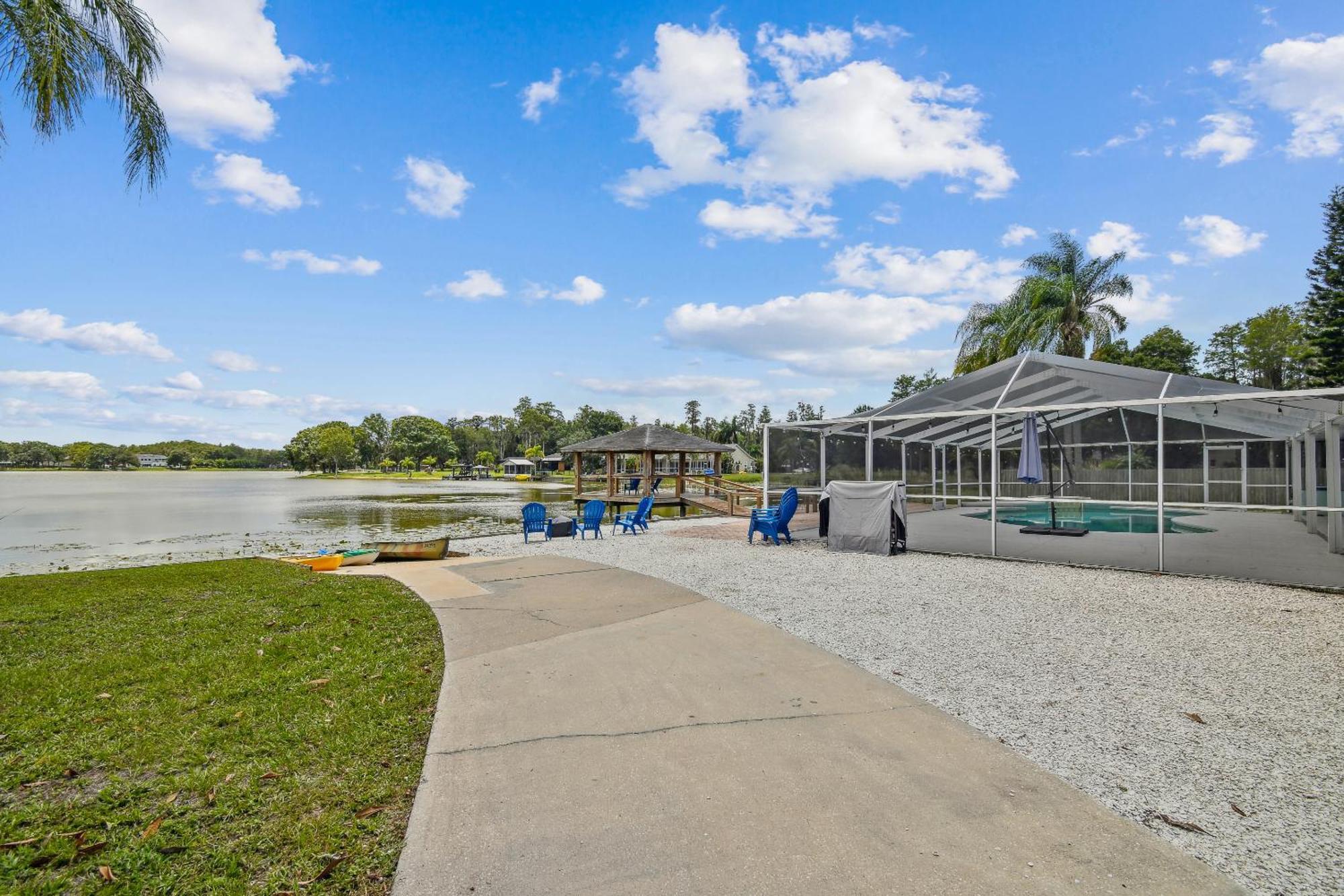 Lake House Westchase Area. Heated Pool Waterfront! Tampa Eksteriør billede